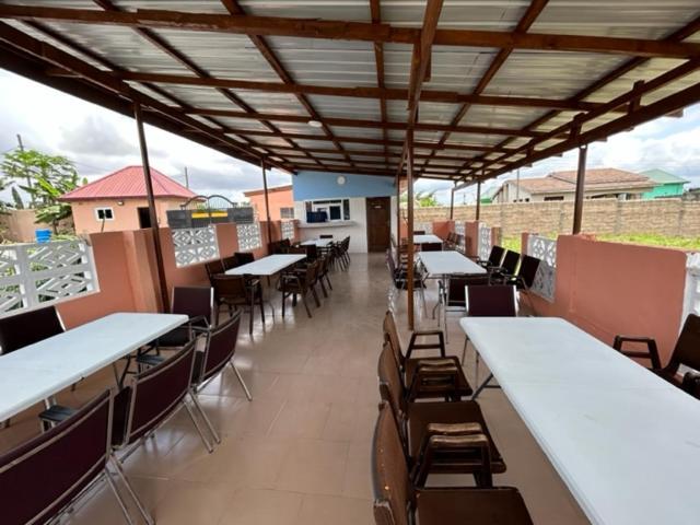 Oneworld Guesthouse & Events Centre Accra Eksteriør billede