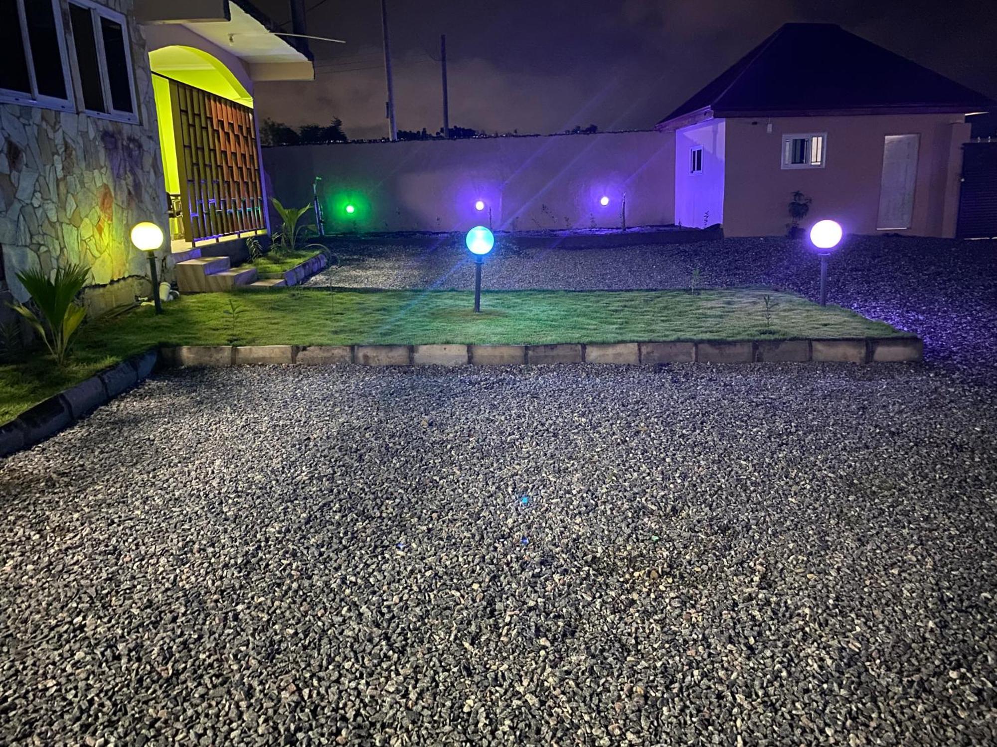 Oneworld Guesthouse & Events Centre Accra Eksteriør billede